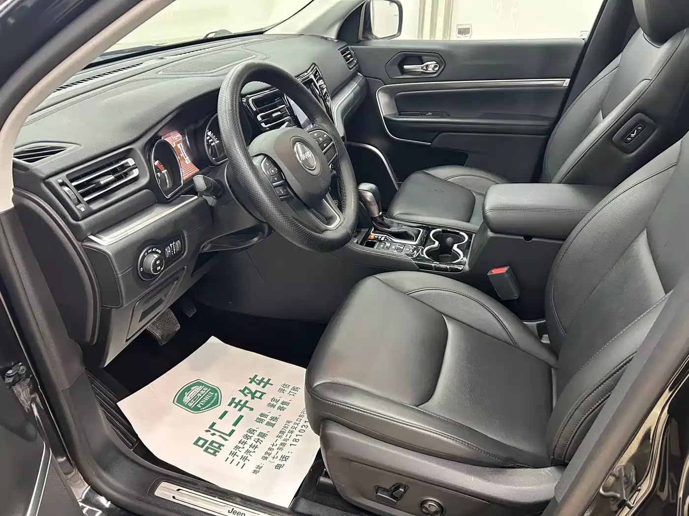 Jeep Grand Commander 2022 2.0T AWD Luxury Edition фото 8