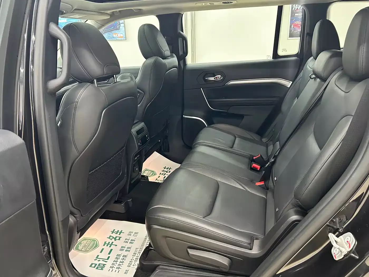 Jeep Grand Commander 2022 2.0T AWD Luxury Edition фото 9