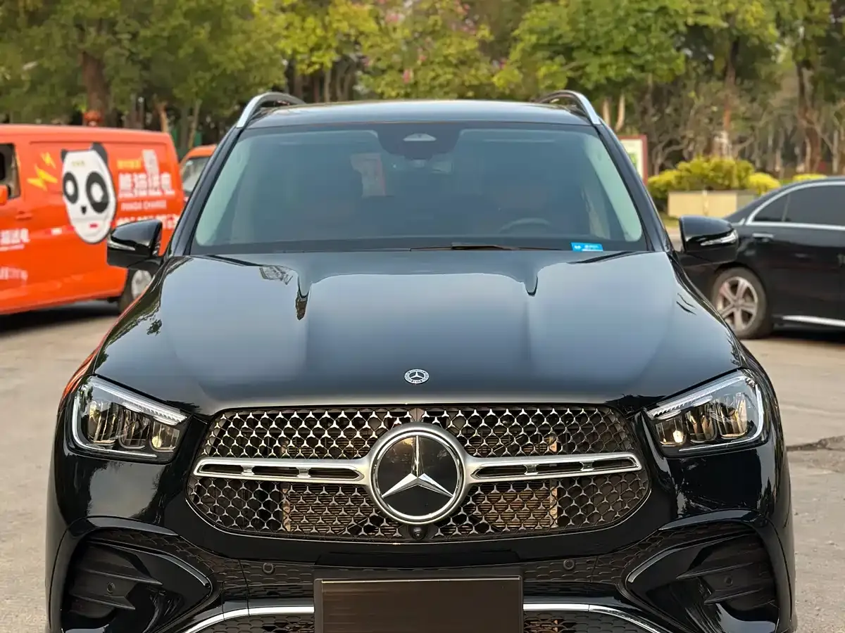 Mercedes-Benz GLE 2024 GLE 450 4MATIC Fashion фото 2