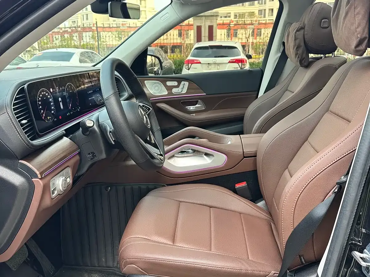 Mercedes-Benz GLE 2024 GLE 450 4MATIC Fashion фото 4