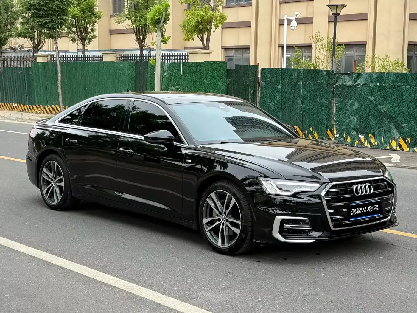 Audi A6L 2021 40 TFSI Luxury Sport фото 3