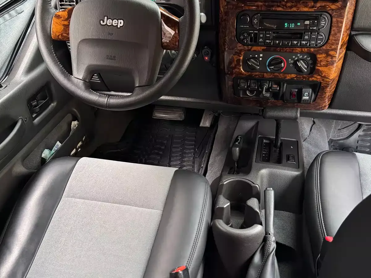 Jeep Wrangler 2005 4.0L Rubicon фото 20