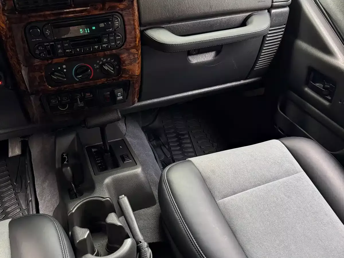 Jeep Wrangler 2005 4.0L Rubicon фото 24