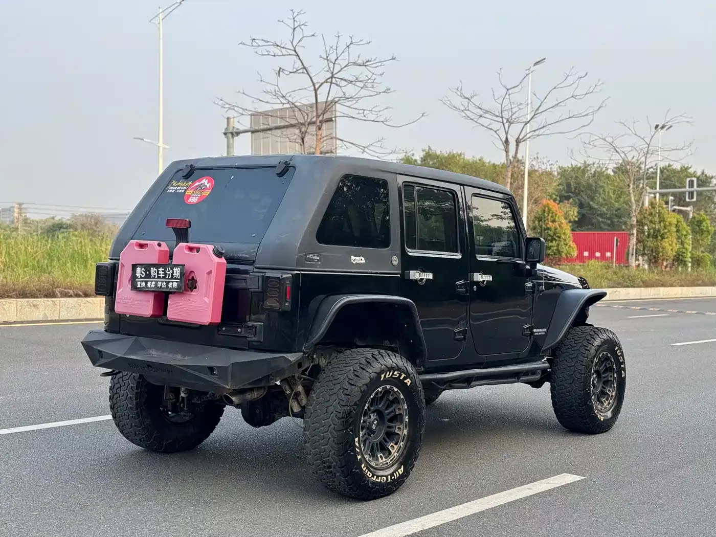 Jeep Wrangler 2010 3.8L Rubicon 4-Door фото 18