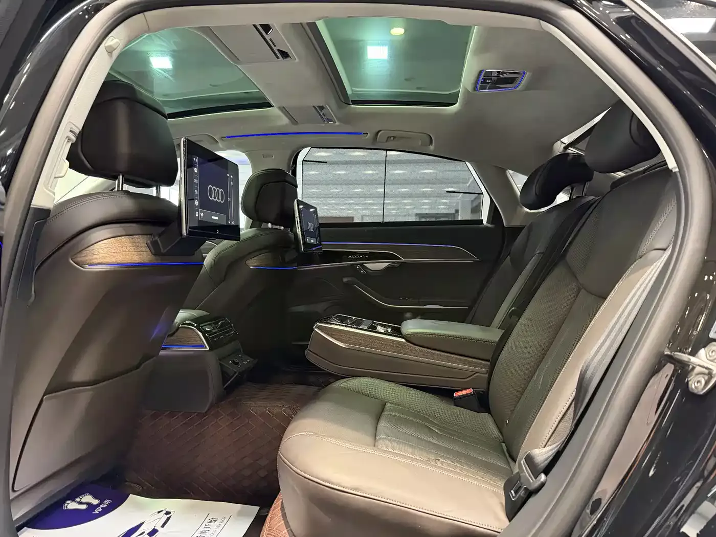 Audi A8 2023 A8L 55 TFSI quattro Flagship фото 25