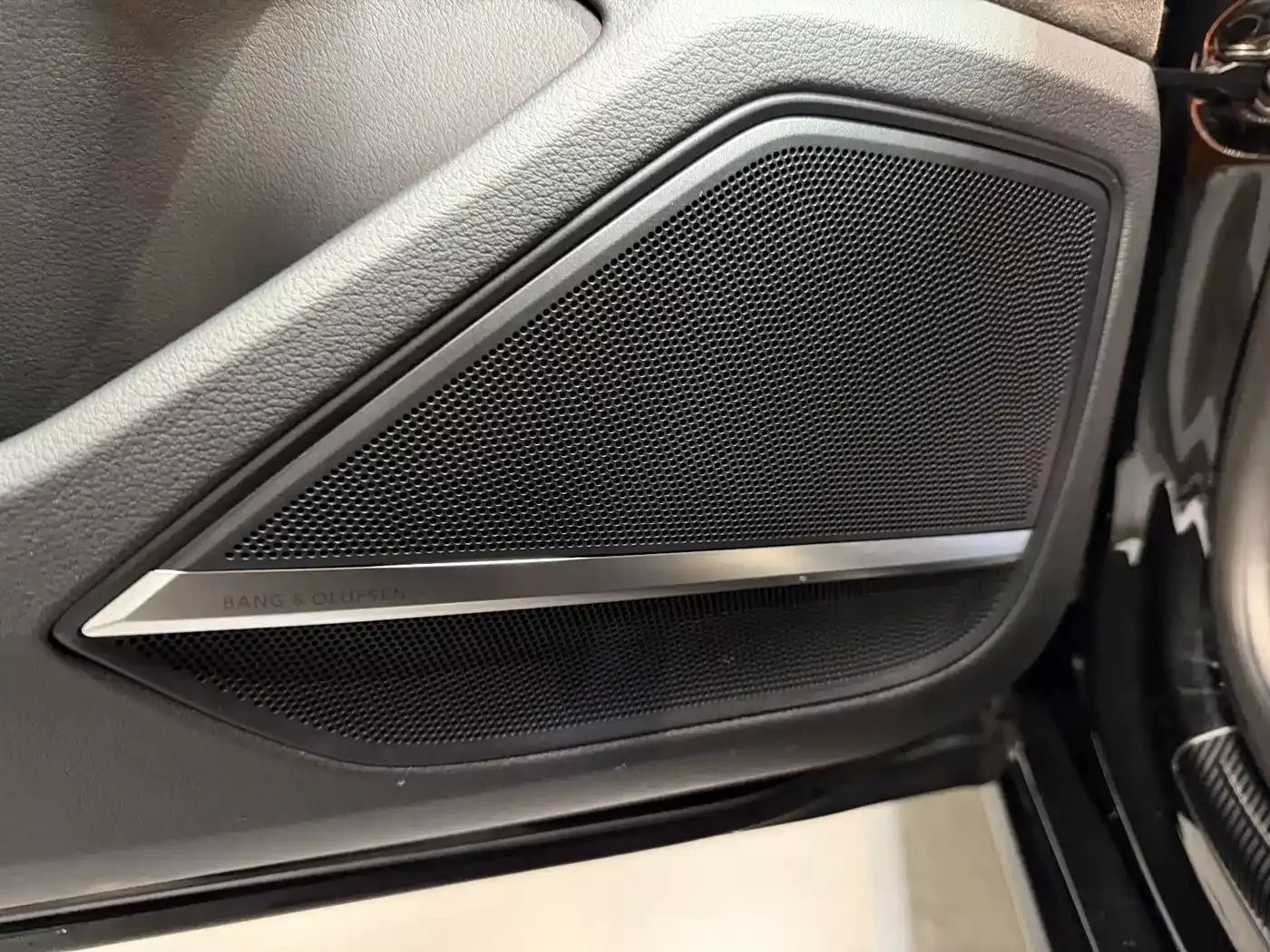 Audi A8 2023 A8L 55 TFSI quattro Flagship фото 27
