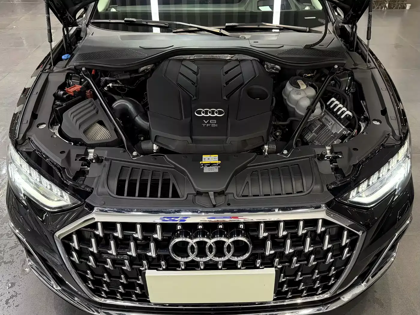 Audi A8 2023 A8L 55 TFSI quattro Flagship фото 38