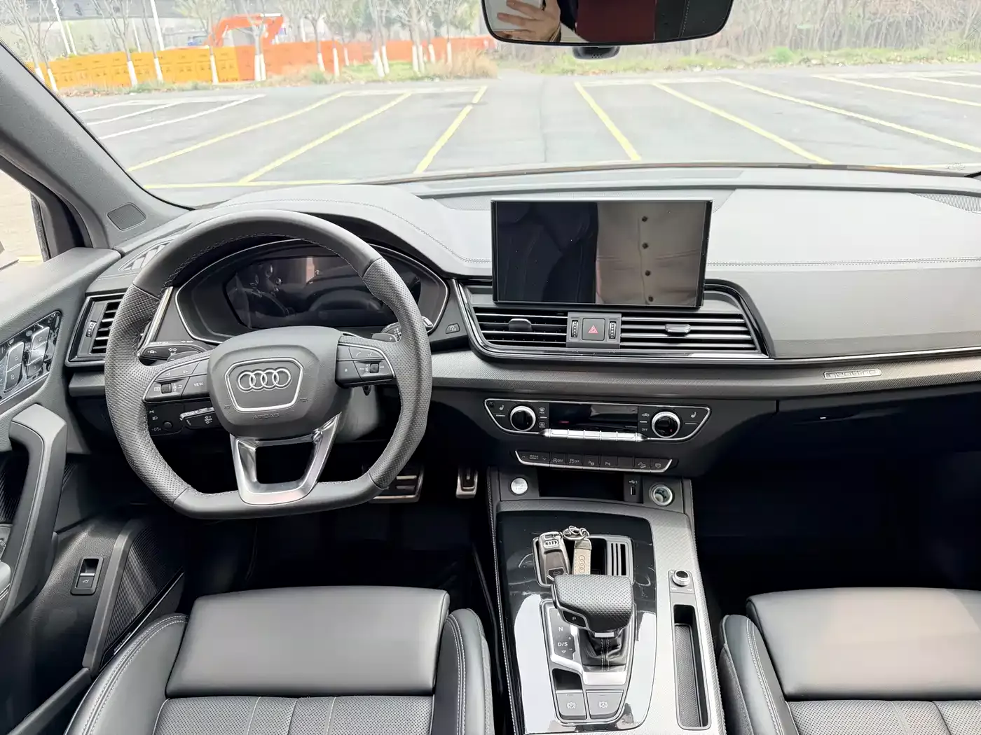 Audi Q5L 2024 Model 45 TFSI Luxury Dynamic фото 9