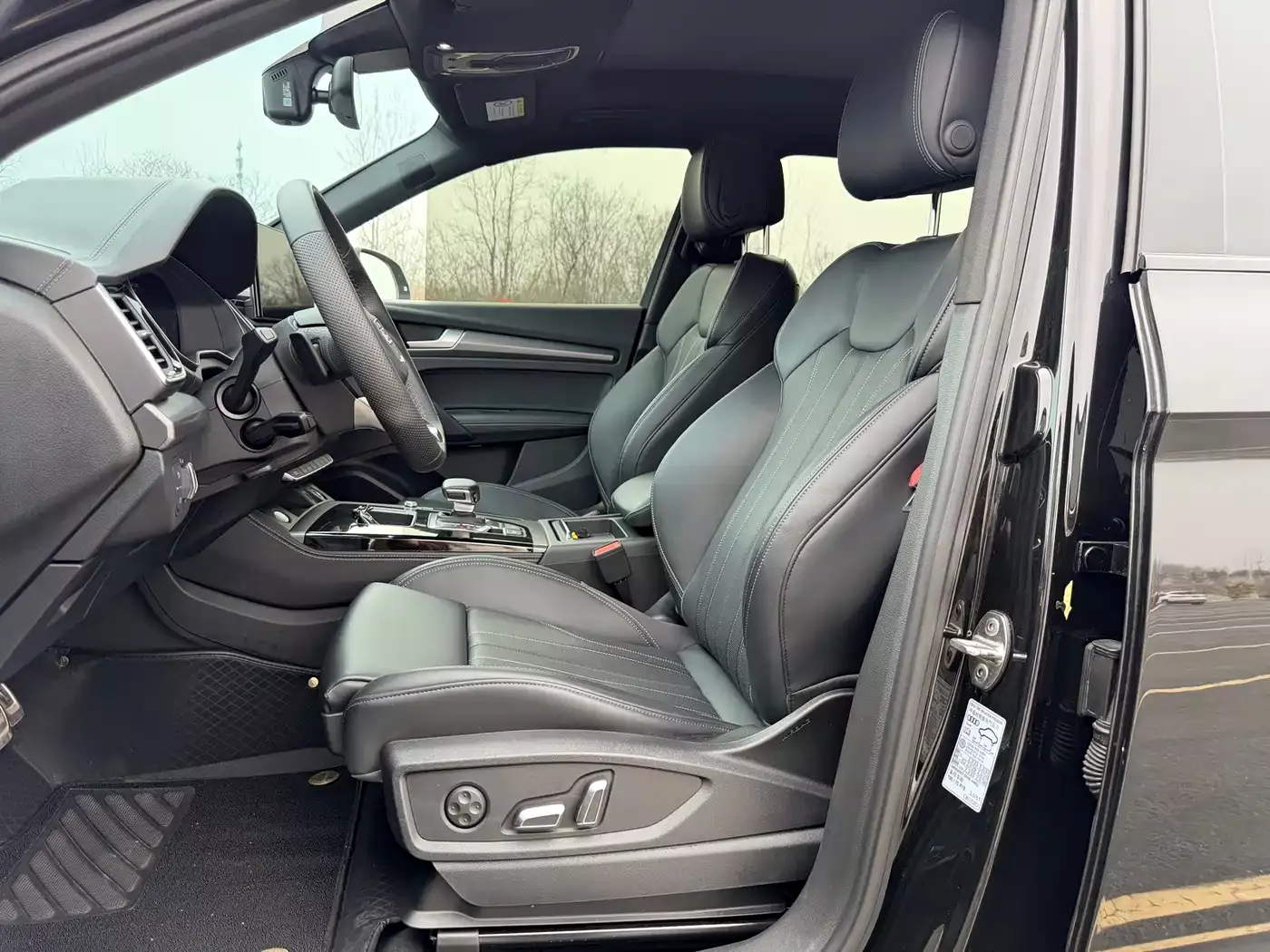 Audi Q5L 2024 Model 45 TFSI Luxury Dynamic фото 11