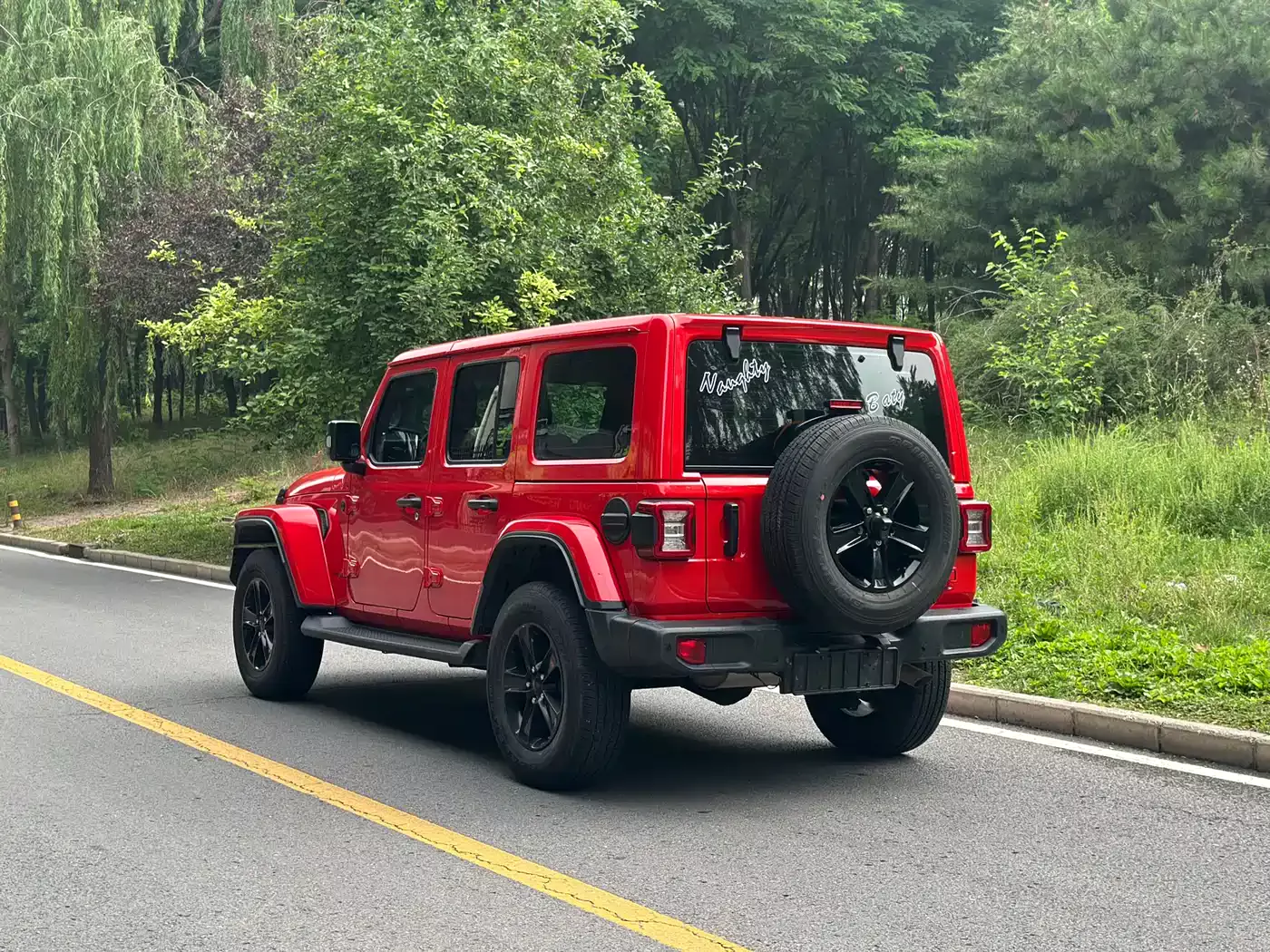Jeep Wrangler 2022 2.0T Highland 4-Door фото 7