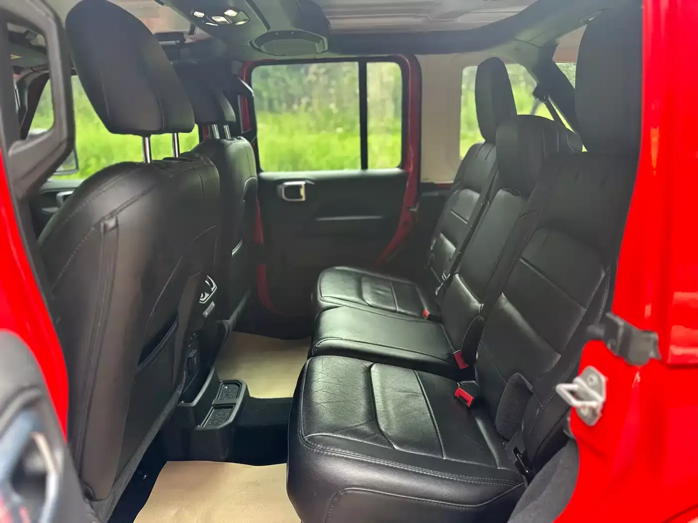 Jeep Wrangler 2022 2.0T Highland 4-Door фото 12