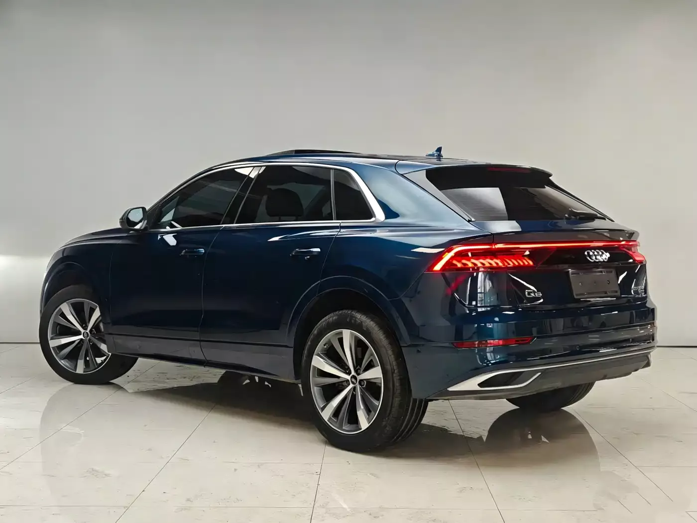 Audi Q8 2021 Model 45 TFSI Luxury Elegance фото 21