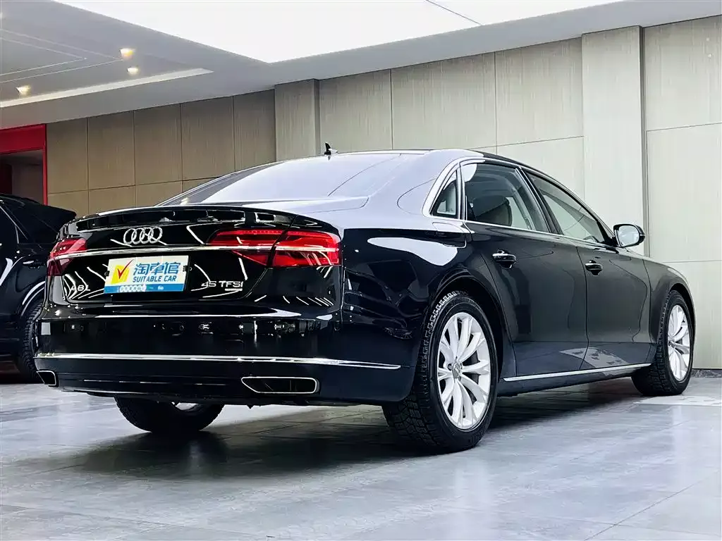 Audi A8 2014 A8L 45 TFSI quattro Luxury фото 4