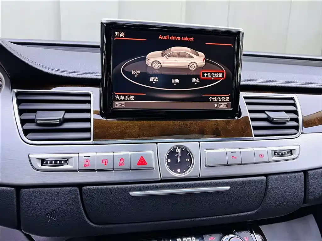 Audi A8 2014 A8L 45 TFSI quattro Luxury фото 13