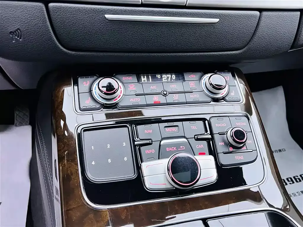 Audi A8 2014 A8L 45 TFSI quattro Luxury фото 14