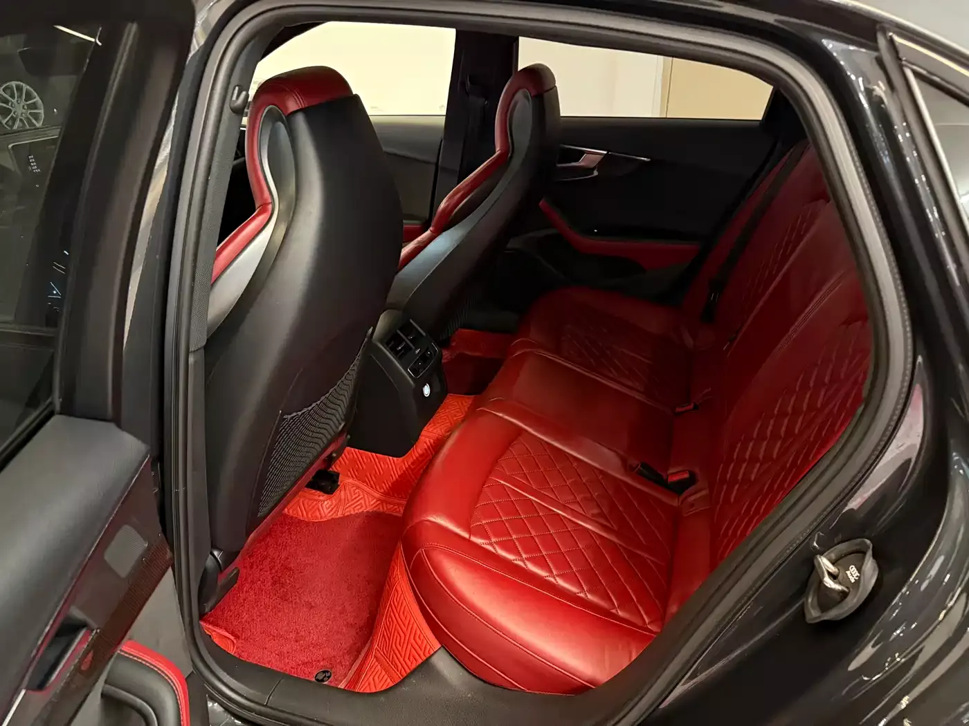 Audi S4 2018 S4 3.0TFSI фото 9