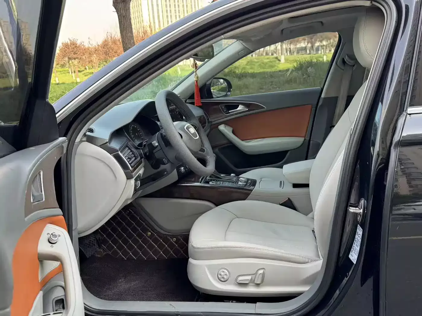 Audi A6L 2015 TFSI Millionth Anniversary Intelligent Leader Type фото 8