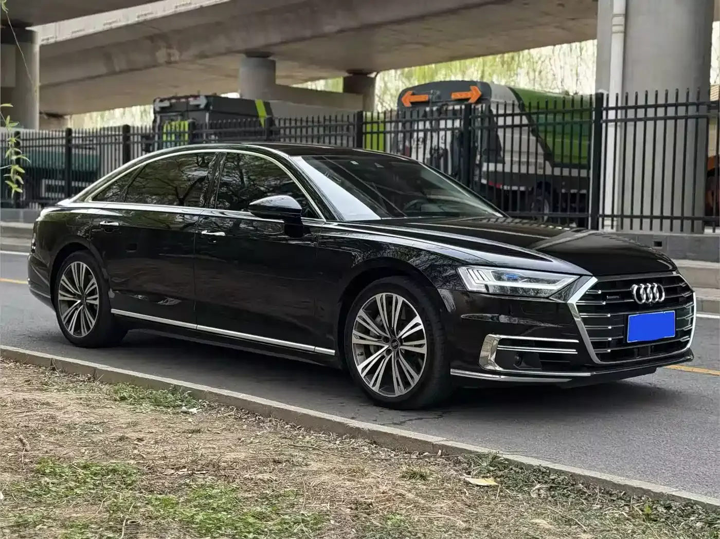 Audi A8 2022 Model A8L 60 TFSI quattro Premium Collector's Edition