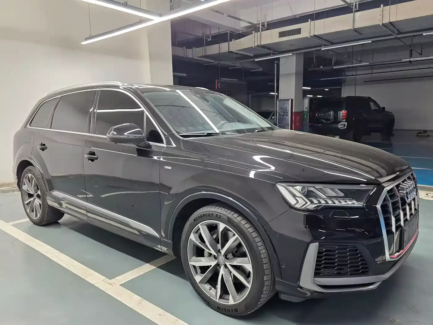Audi Q7 2020 55 TFSI quattro S line Premium фото 3