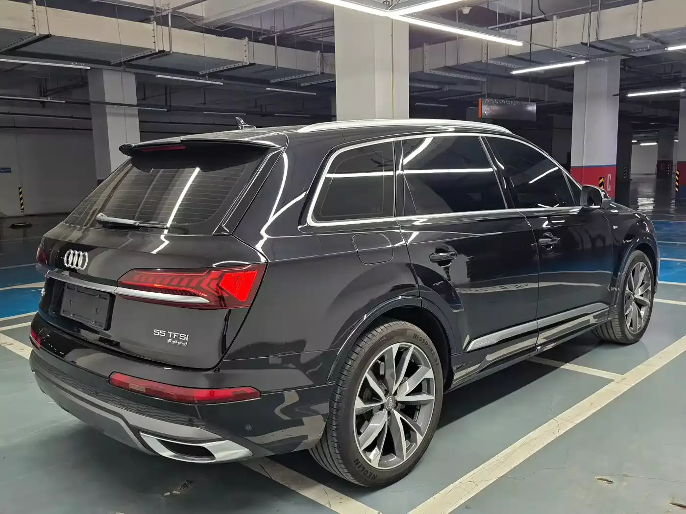 Audi Q7 2020 55 TFSI quattro S line Premium фото 7