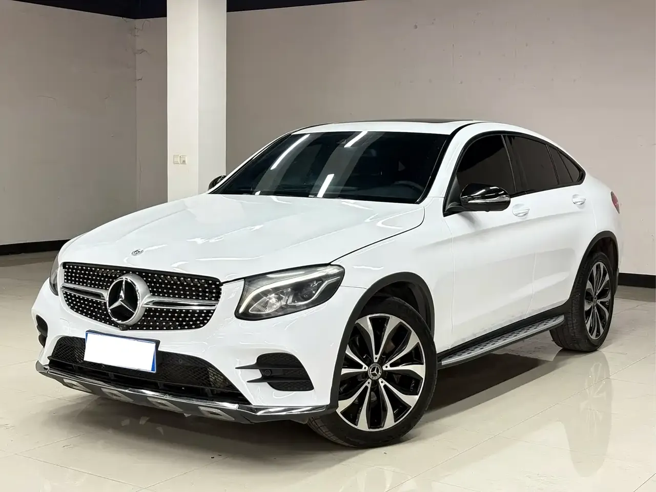 Mercedes-Benz GLC Coupe 2017 GLC 260 4MATIC Coupe SUV