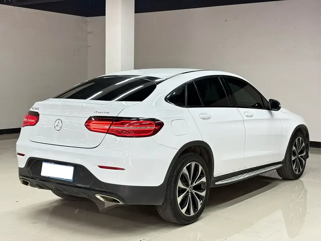 Mercedes-Benz GLC Coupe 2017 GLC 260 4MATIC Coupe SUV фото 6