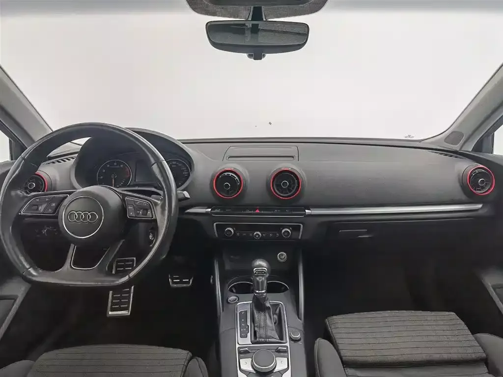 Audi A3 2019 Sportback 40 TFSI Sport China VI фото 5