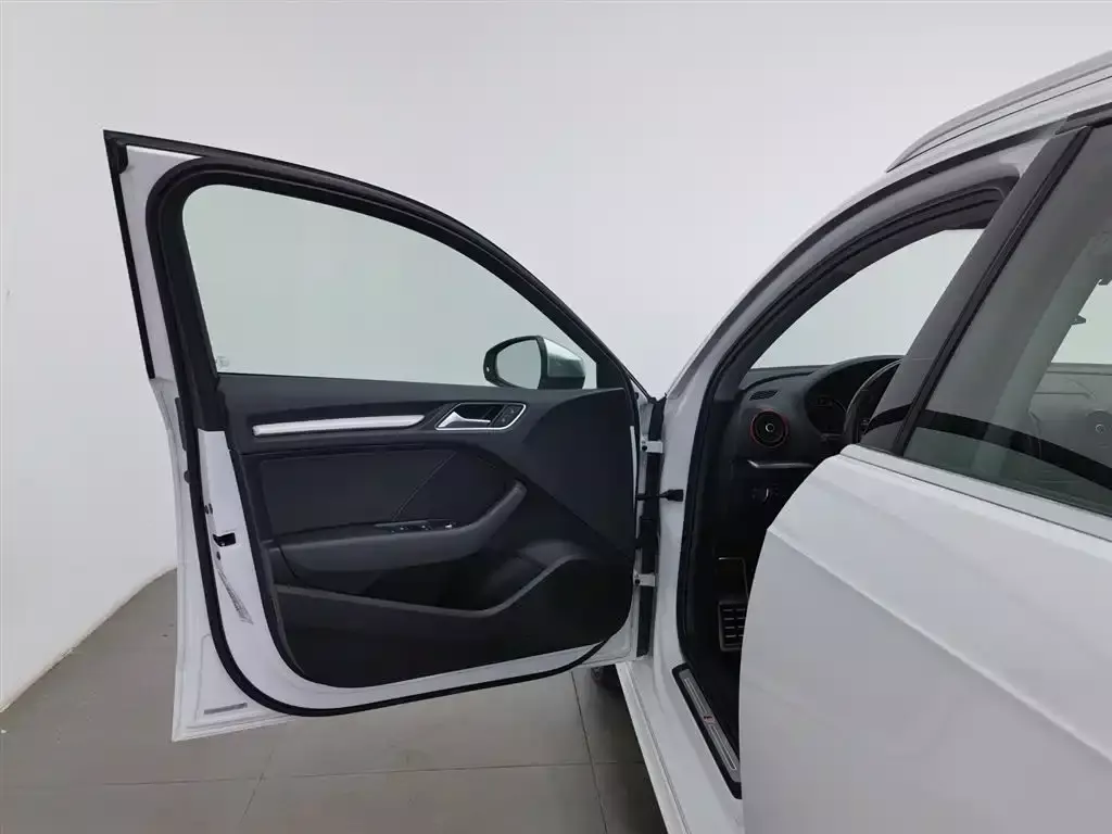 Audi A3 2019 Sportback 40 TFSI Sport China VI фото 8