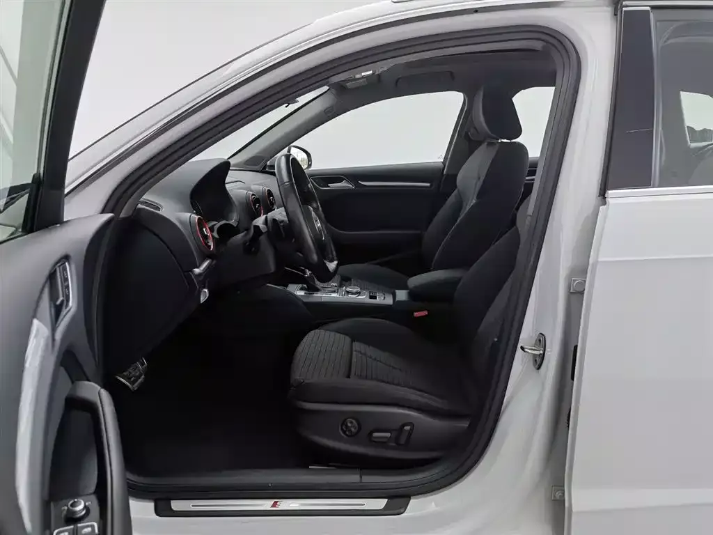 Audi A3 2019 Sportback 40 TFSI Sport China VI фото 10