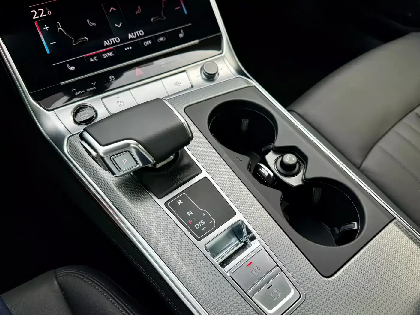 Audi A6 (Import) 2022 allroad quattro Explorer 55 TFSI Premium Off-road фото 10