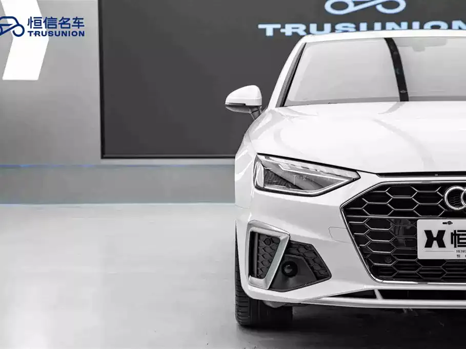 Audi A4L 2020 40 TFSI Luxury Dynamic фото 8