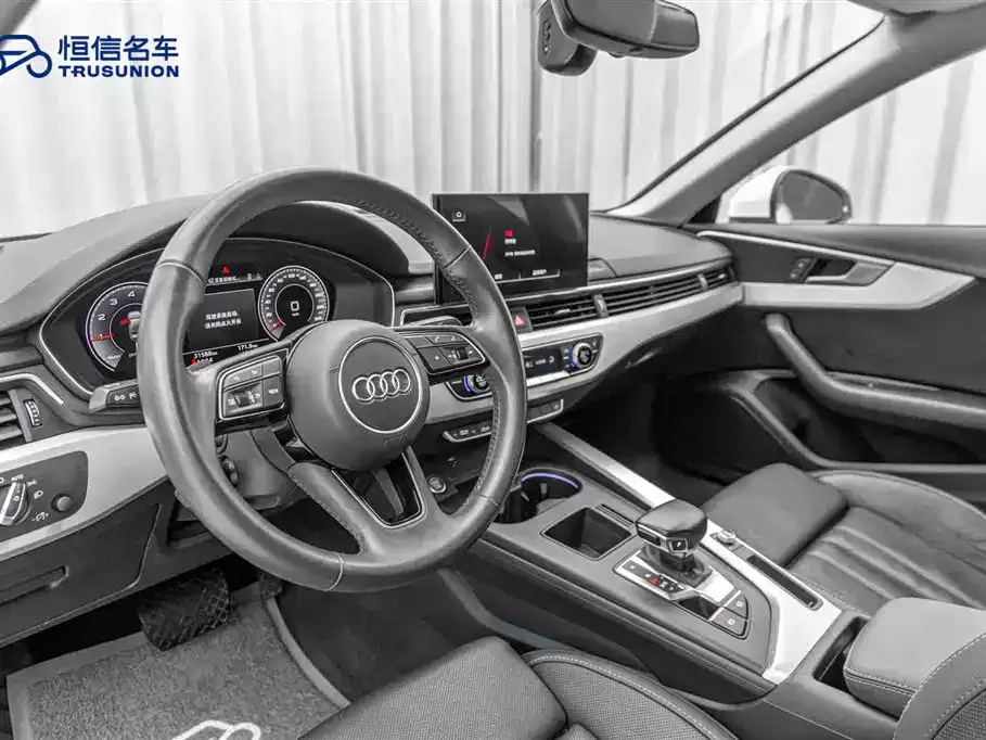 Audi A4L 2020 40 TFSI Luxury Dynamic фото 12