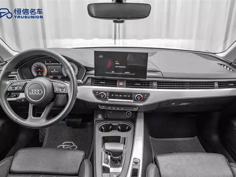 Audi A4L 2020 40 TFSI Luxury Dynamic фото 13