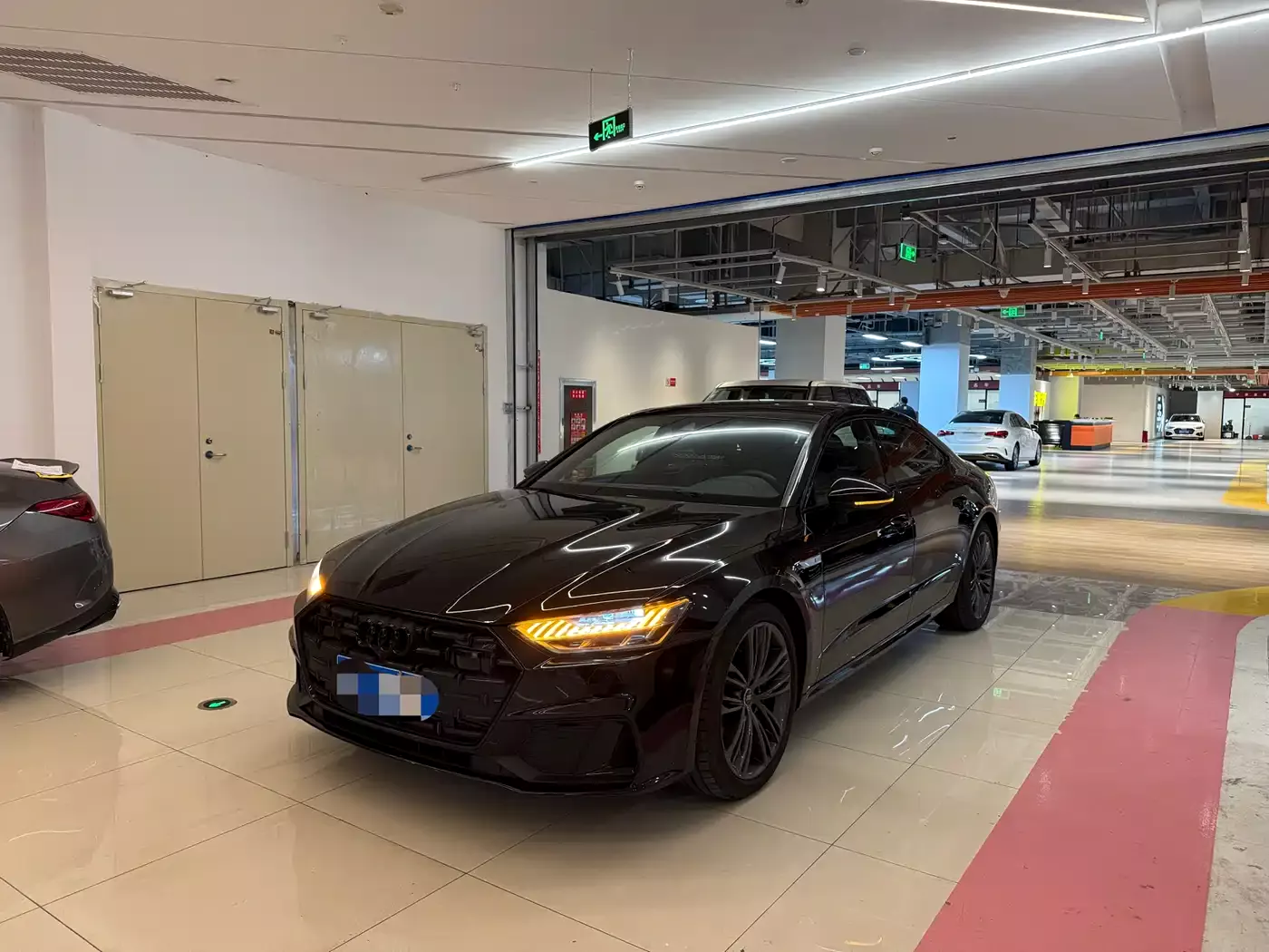 Audi A7L 2022 45 TFSI quattro S-line Wind Rider
