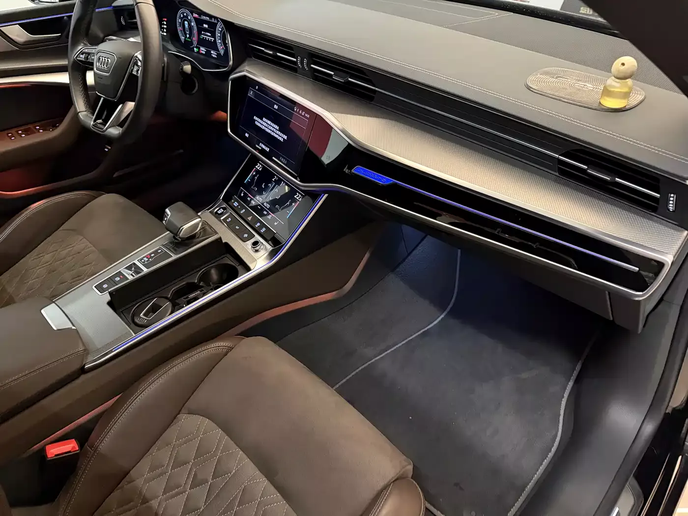 Audi A7L 2022 45 TFSI quattro S-line Wind Rider фото 11