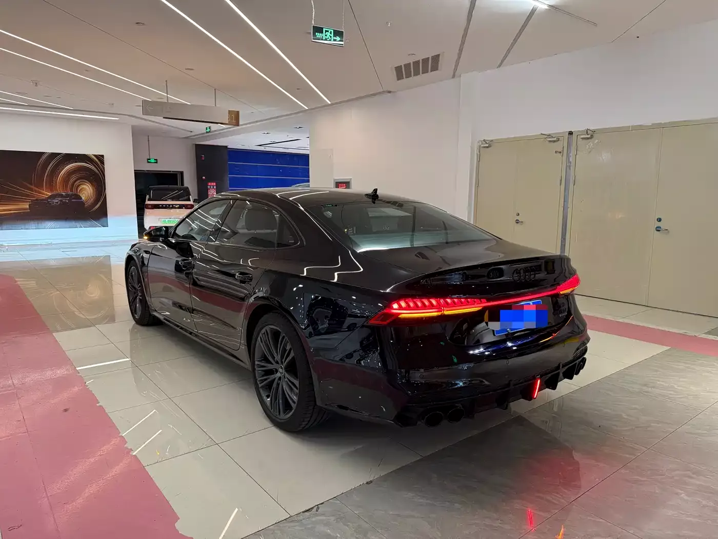 Audi A7L 2022 45 TFSI quattro S-line Wind Rider фото 19