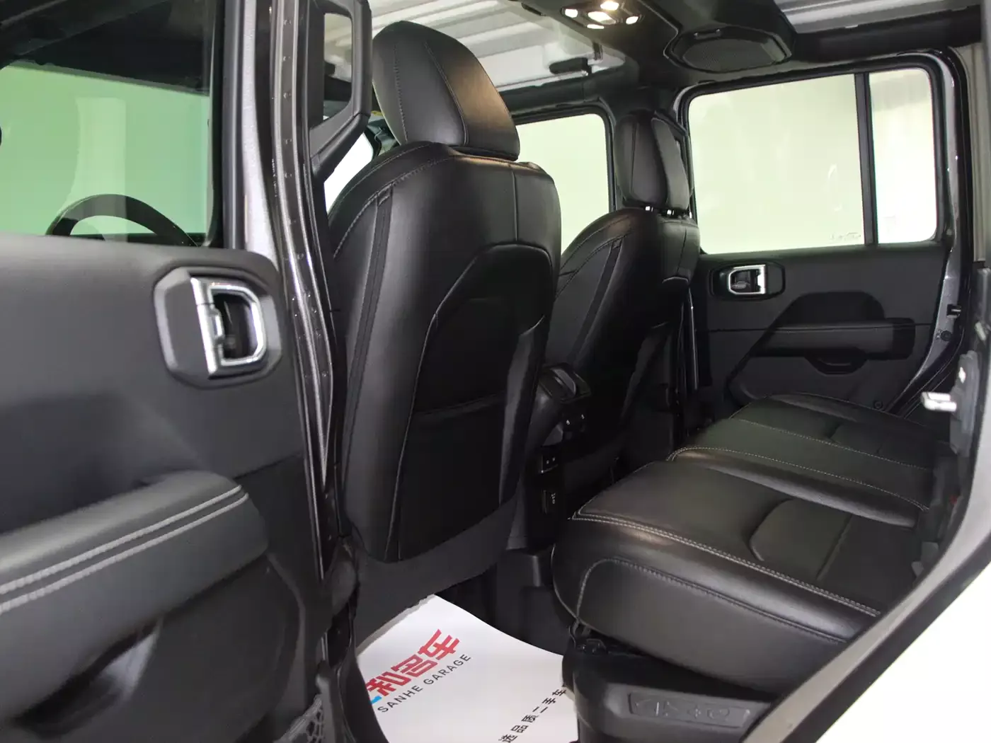 Jeep Wrangler 4xe 2021 4-Door 2.0T 4xe Sahara фото 9