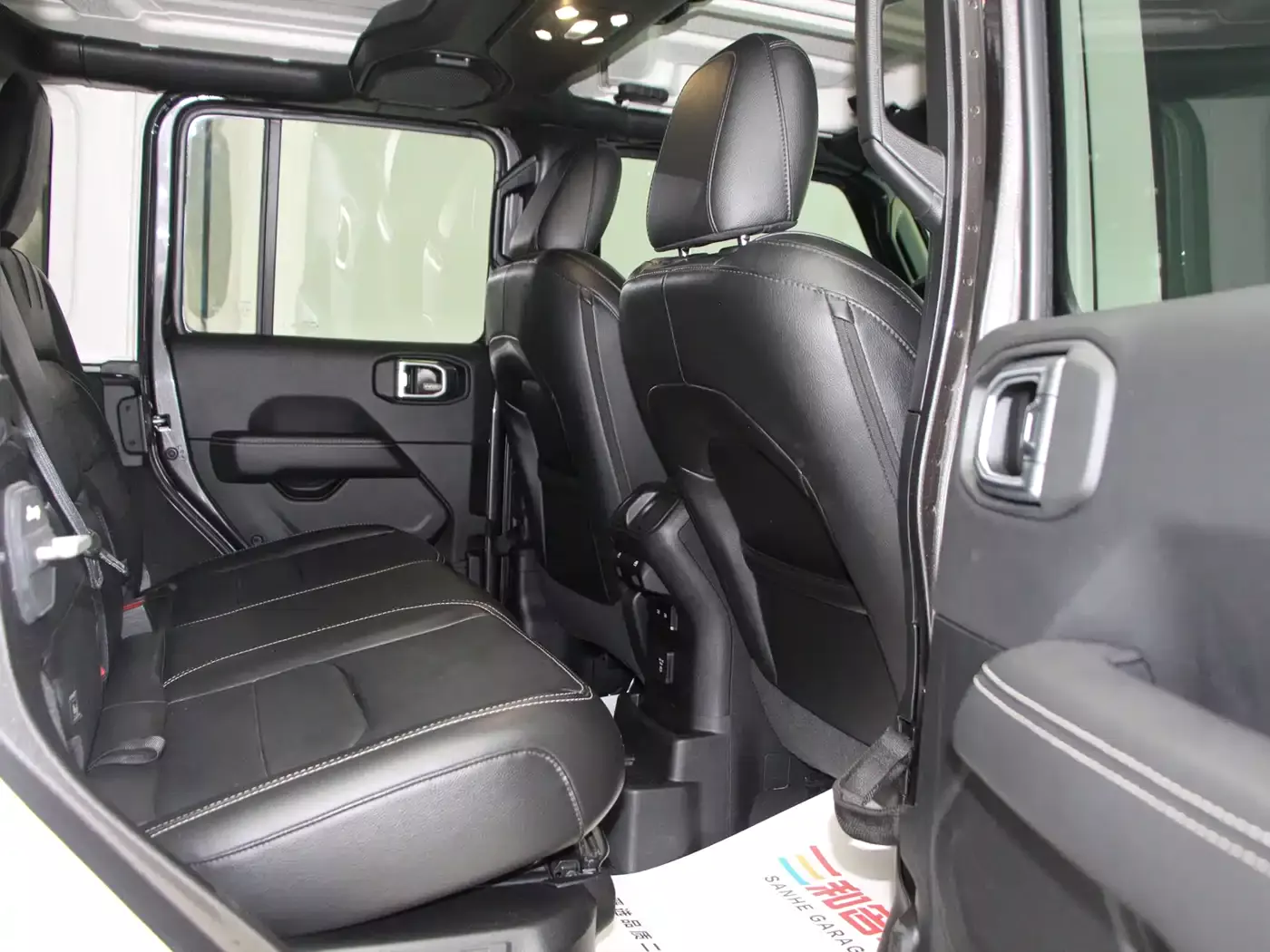 Jeep Wrangler 4xe 2021 4-Door 2.0T 4xe Sahara фото 10