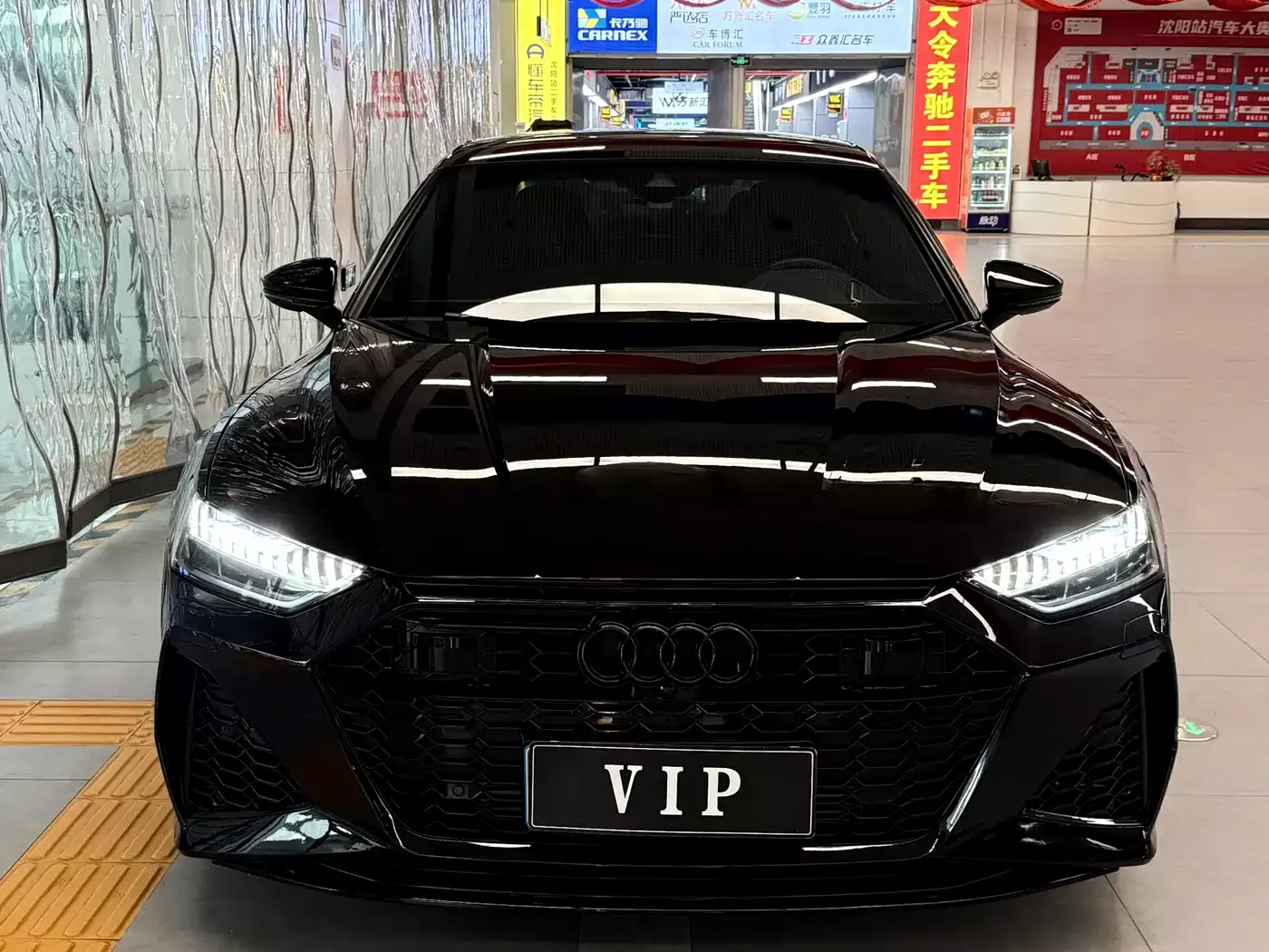 Audi A7L 2024 45 TFSI quattro Black Warrior Edition фото 3