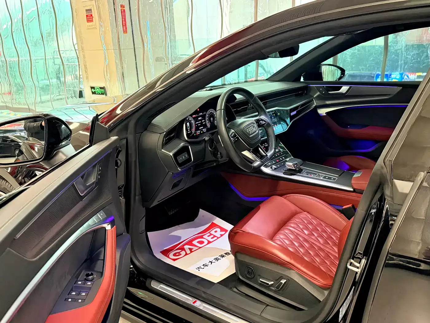 Audi A7L 2024 45 TFSI quattro Black Warrior Edition фото 6
