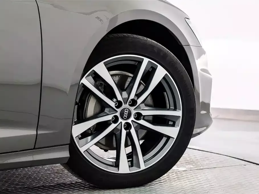 Audi A6 (Import) 2022 Avant Pioneer 40 TFSI Luxury Dynamic фото 20