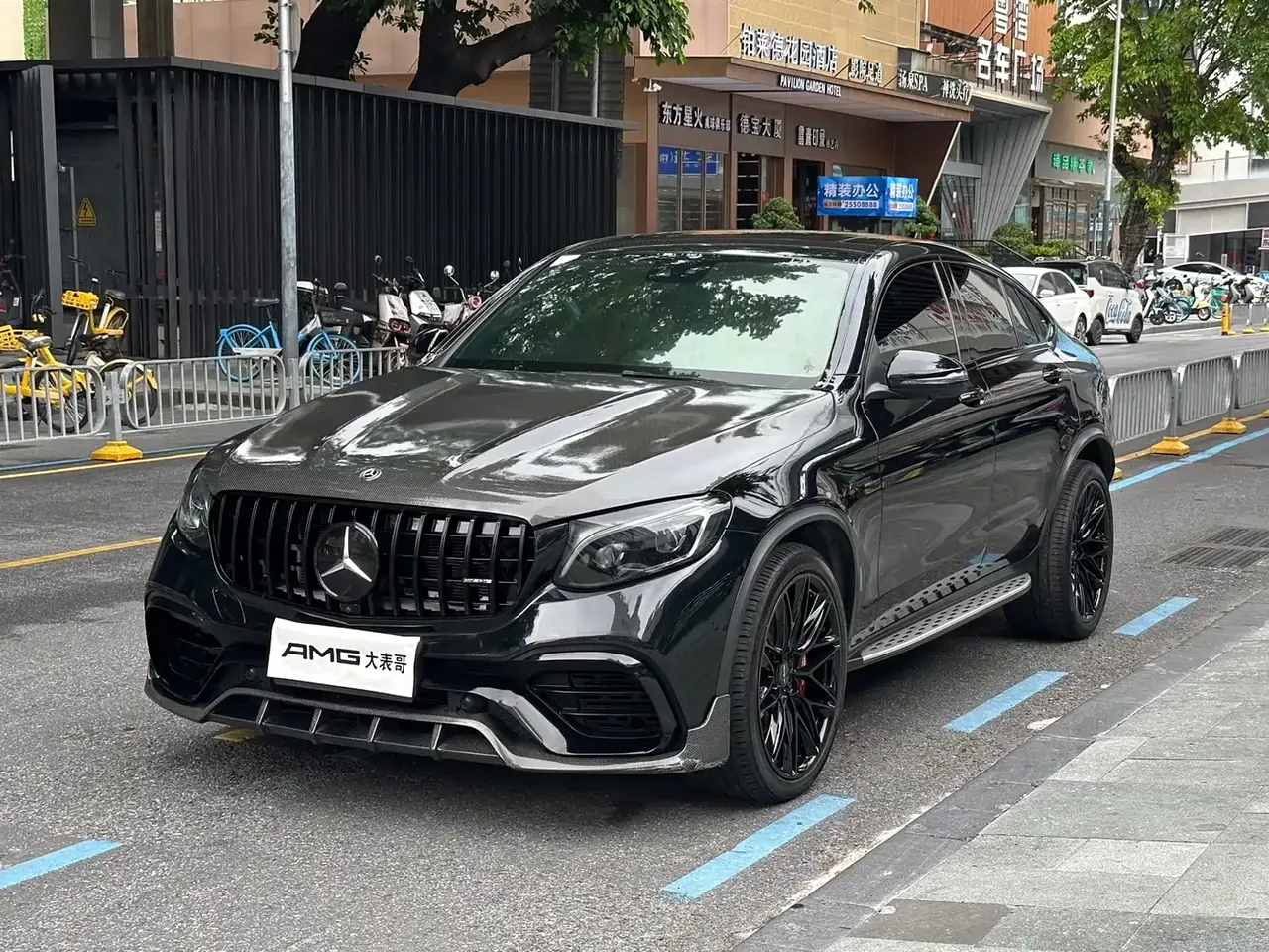 Mercedes-Benz GLC Coupe AMG 2017 AMG GLC 43 4MATIC Coupe SUV