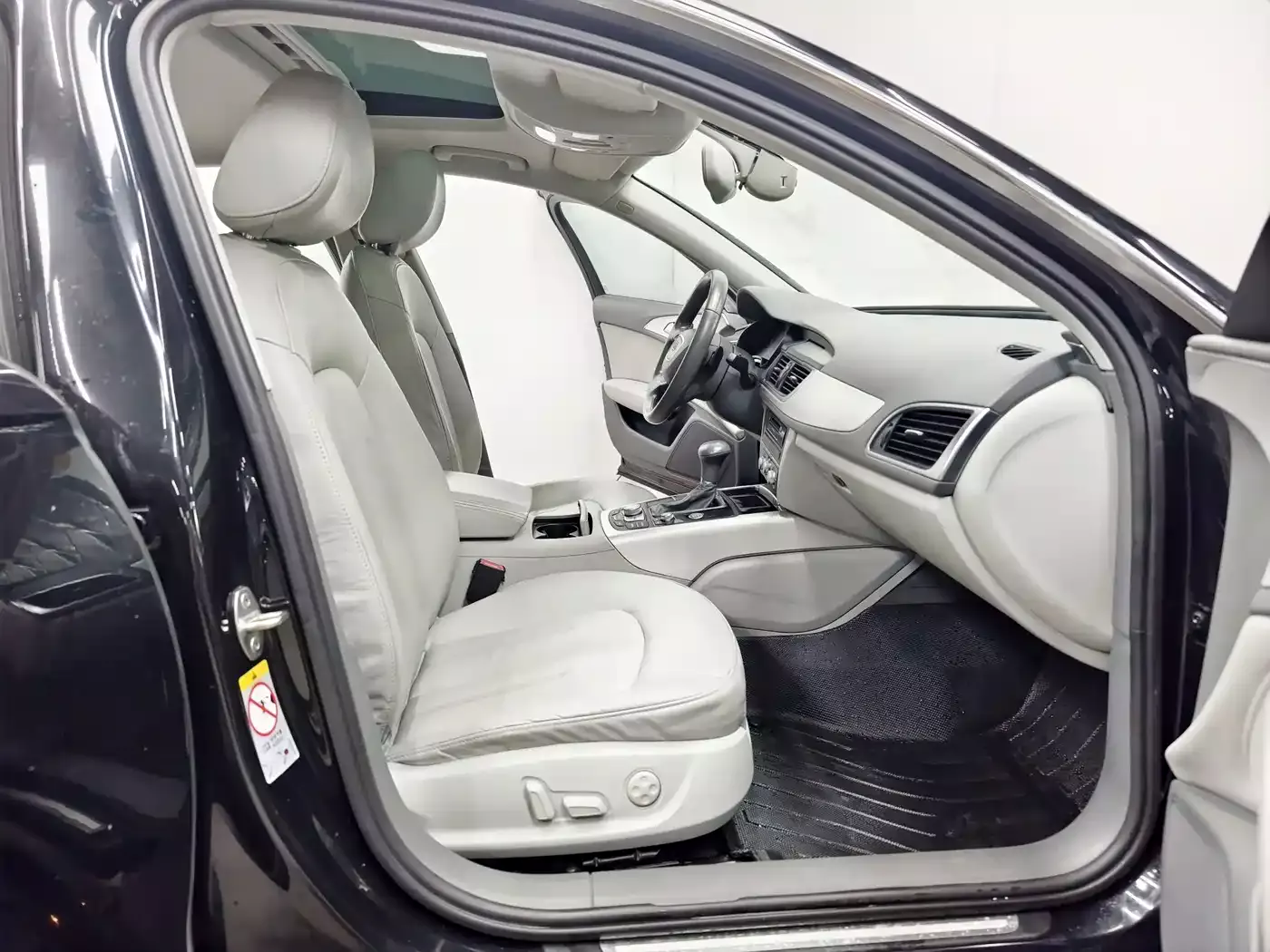 Audi A6L 2014 TFSI Standard фото 14