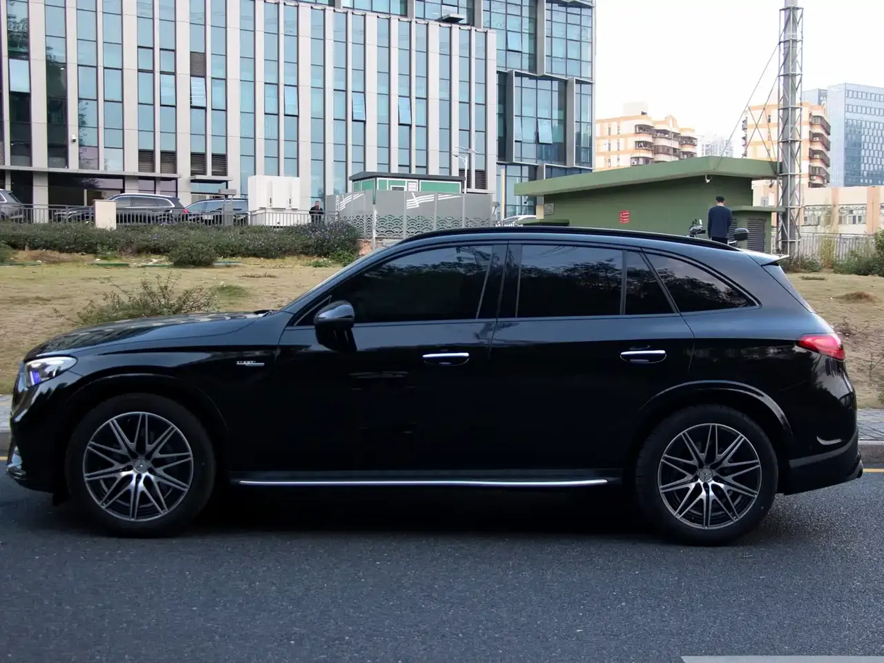 Mercedes-Benz GLC AMG 2024 AMG GLC 43 4MATIC фото 3