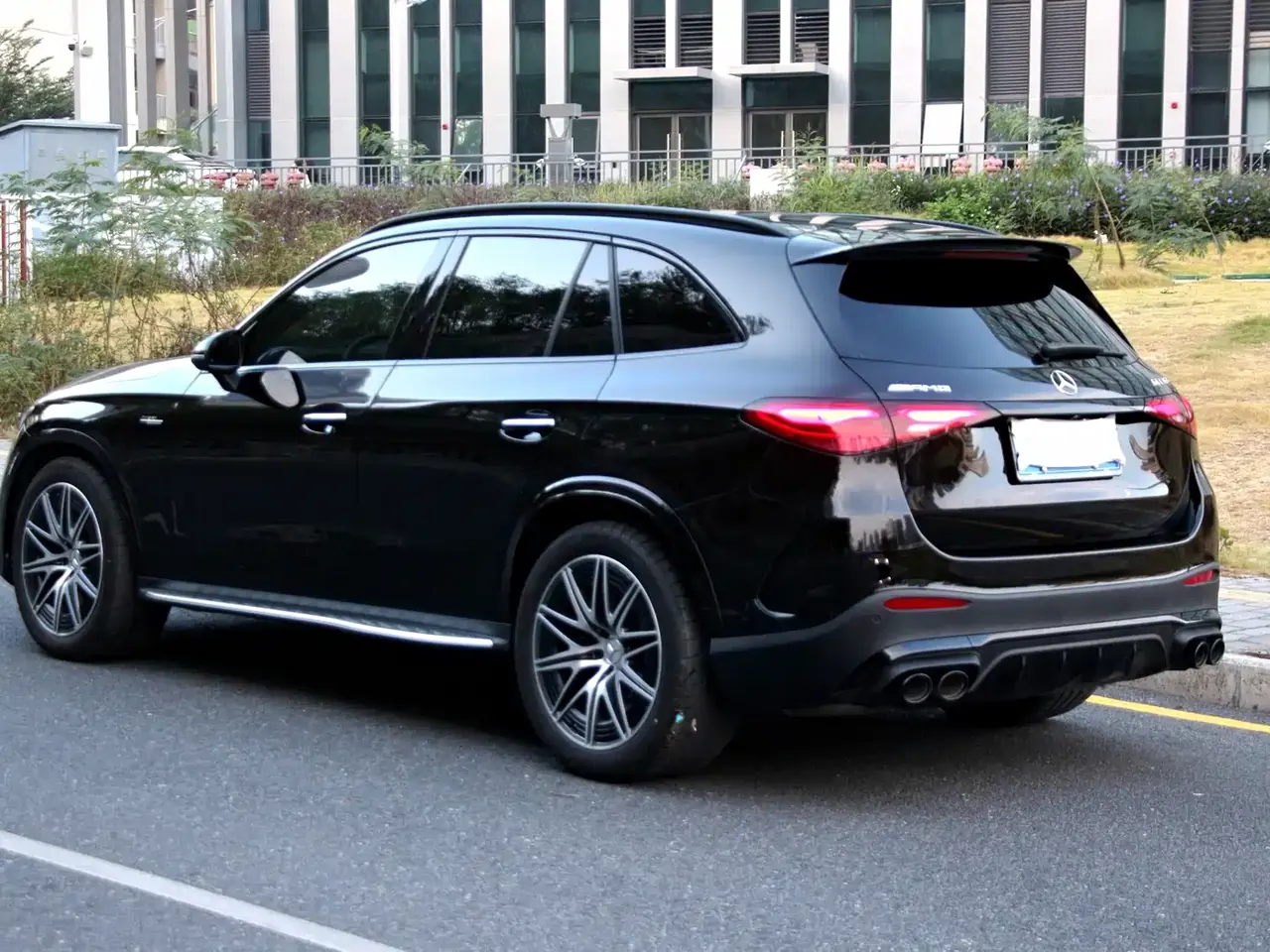 Mercedes-Benz GLC AMG 2024 AMG GLC 43 4MATIC фото 4