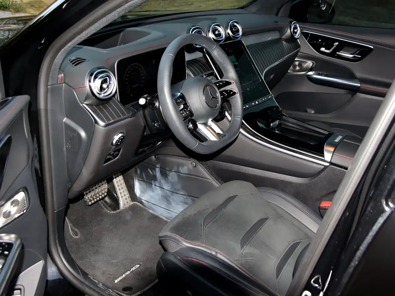 Mercedes-Benz GLC AMG 2024 AMG GLC 43 4MATIC фото 6