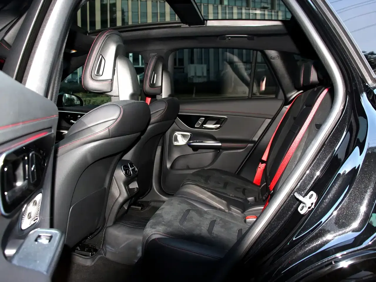 Mercedes-Benz GLC AMG 2024 AMG GLC 43 4MATIC фото 7