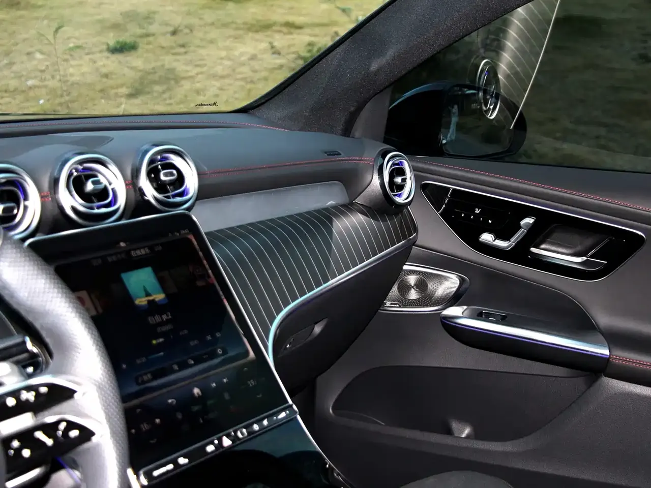 Mercedes-Benz GLC AMG 2024 AMG GLC 43 4MATIC фото 12