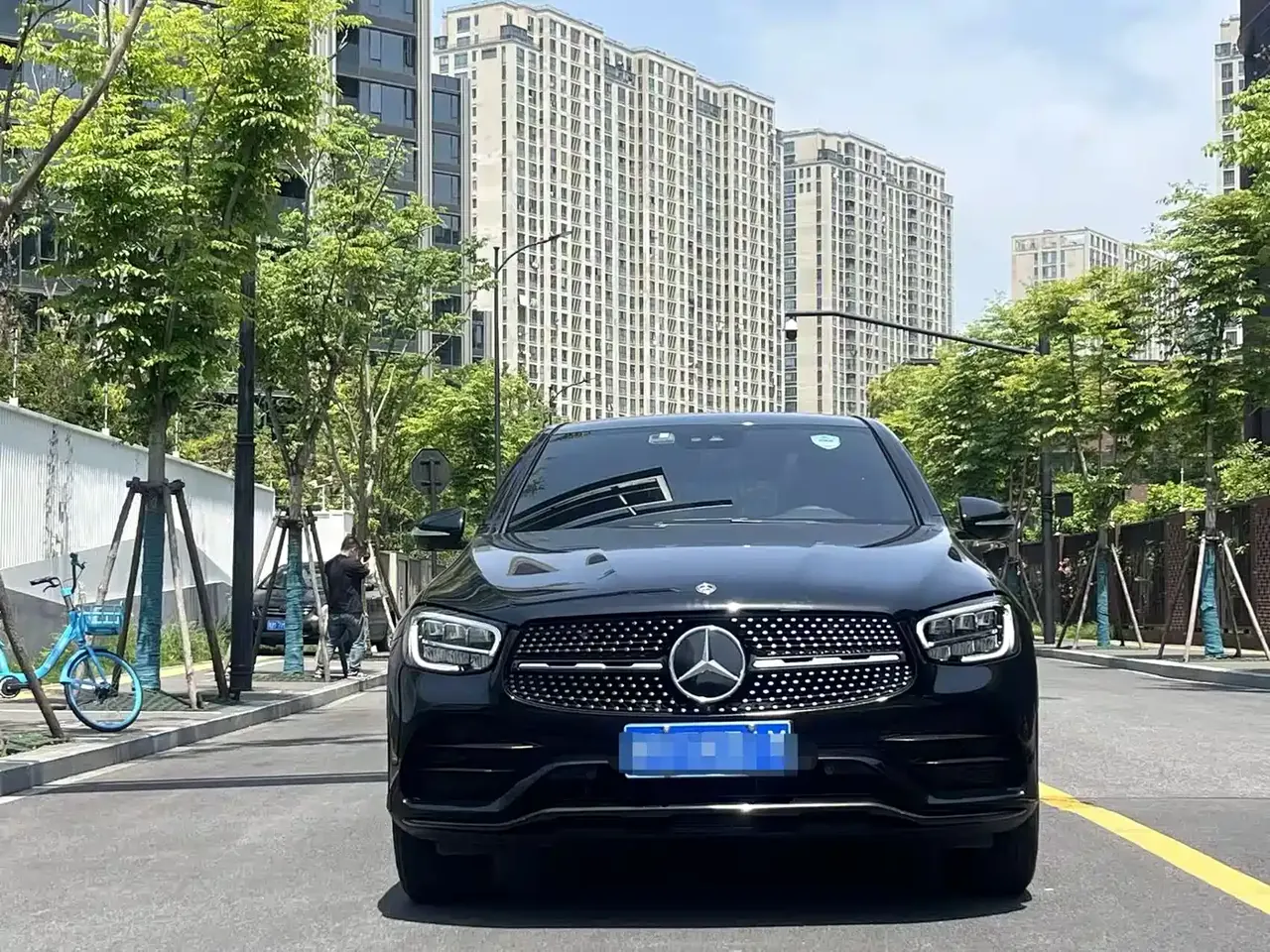 Mercedes-Benz GLC Coupe 2020 GLC 300 4MATIC Coupe SUV фото 2