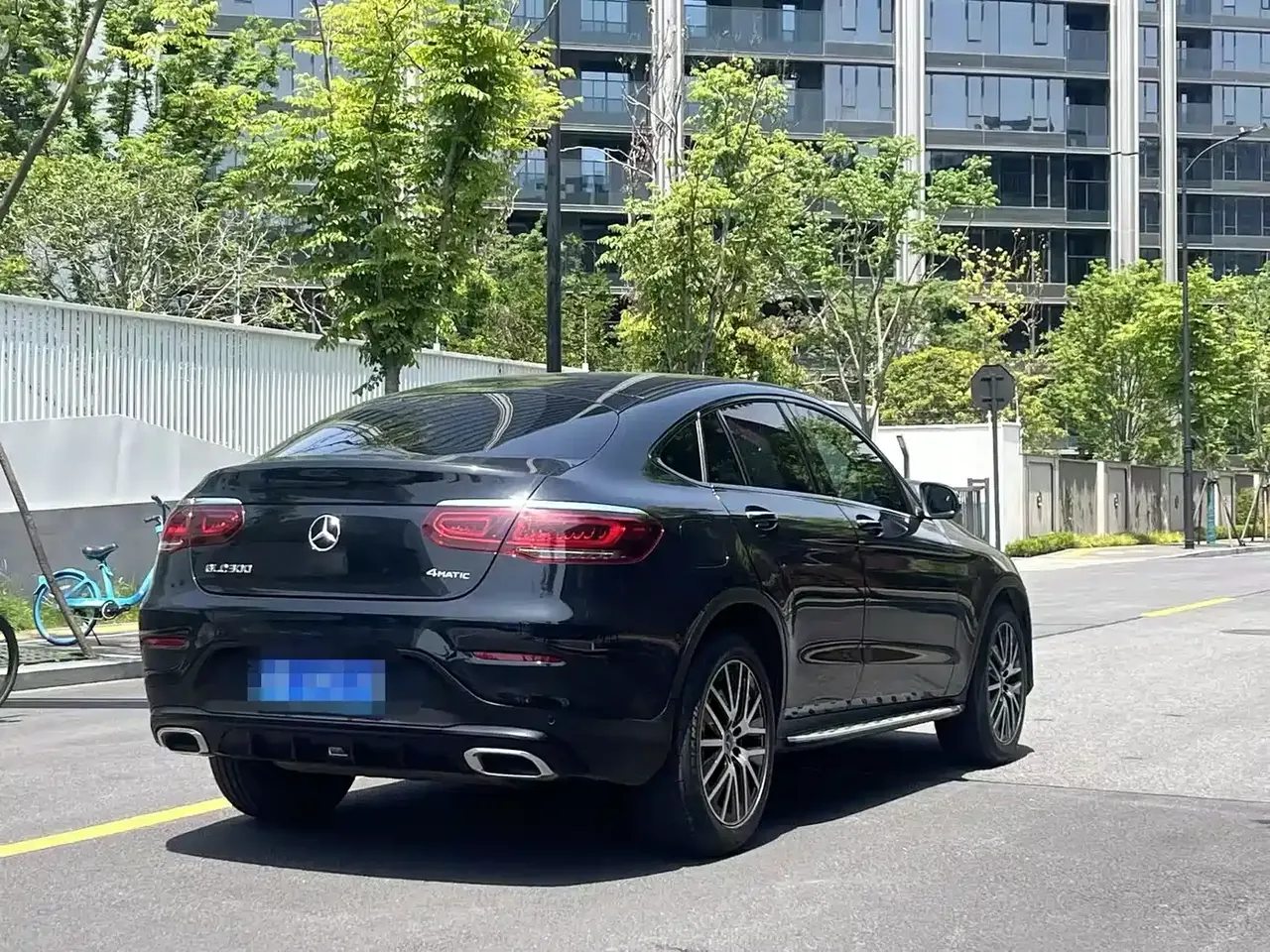 Mercedes-Benz GLC Coupe 2020 GLC 300 4MATIC Coupe SUV фото 5